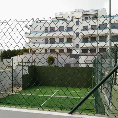 Con Piscina アパート